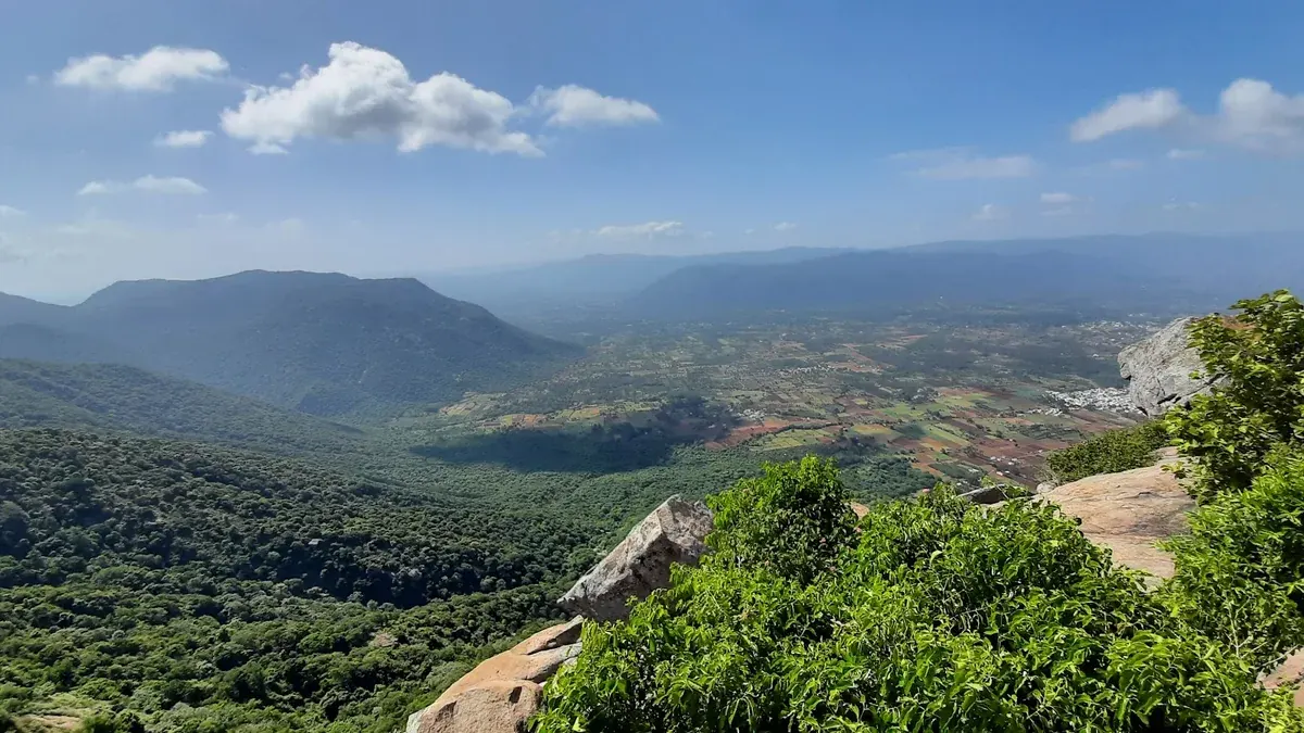 The view from Nilavoor Cliff View Point